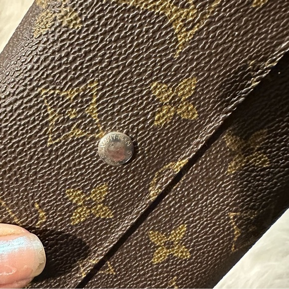 Louis Vuitton Brown Monogram Wallet - Picture 2 of 8
